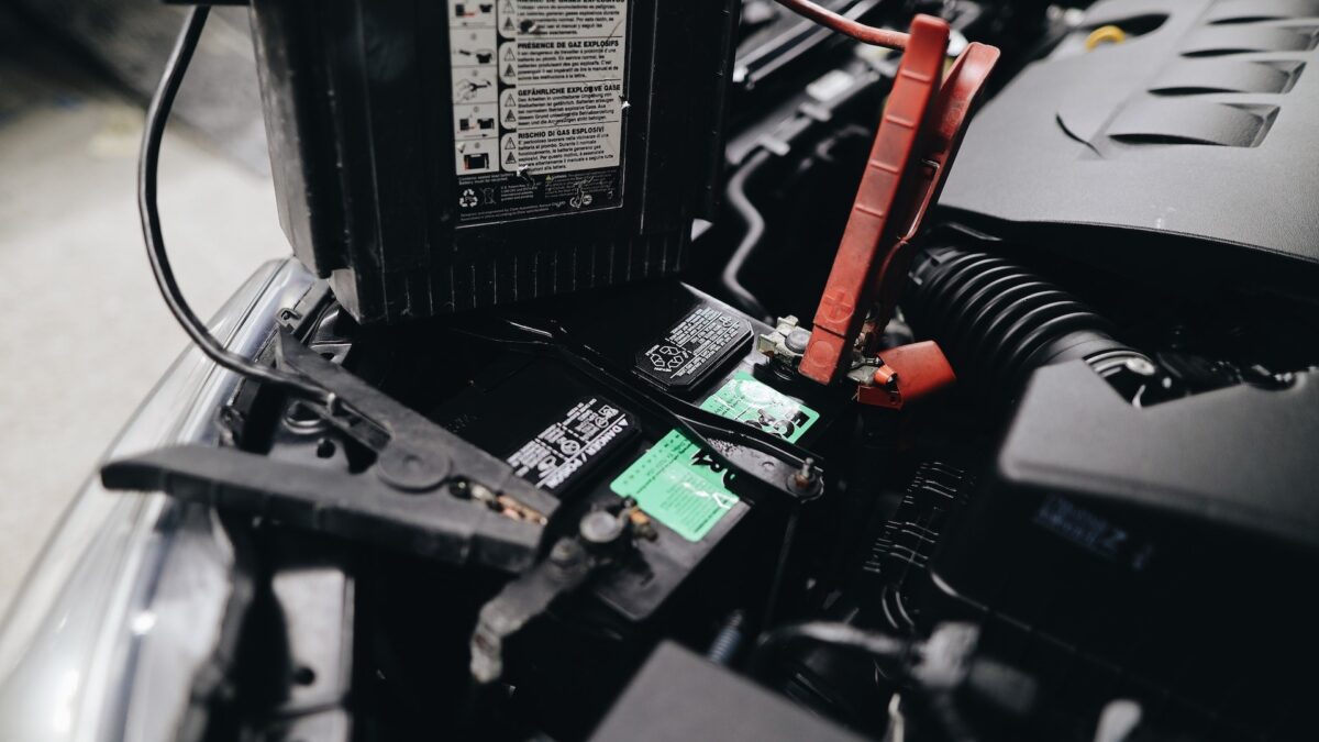 Galleria foto 'Sicurezza in Auto: 5 Kit di Emergenza da portare sempre con sé!' - foto 1