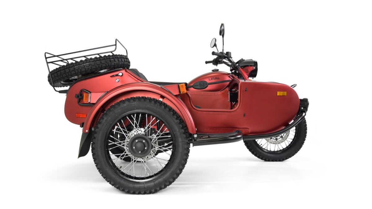 Galleria foto 'Ural rinnova il suo sidecar: 3 novità imperdibili!' - foto 1