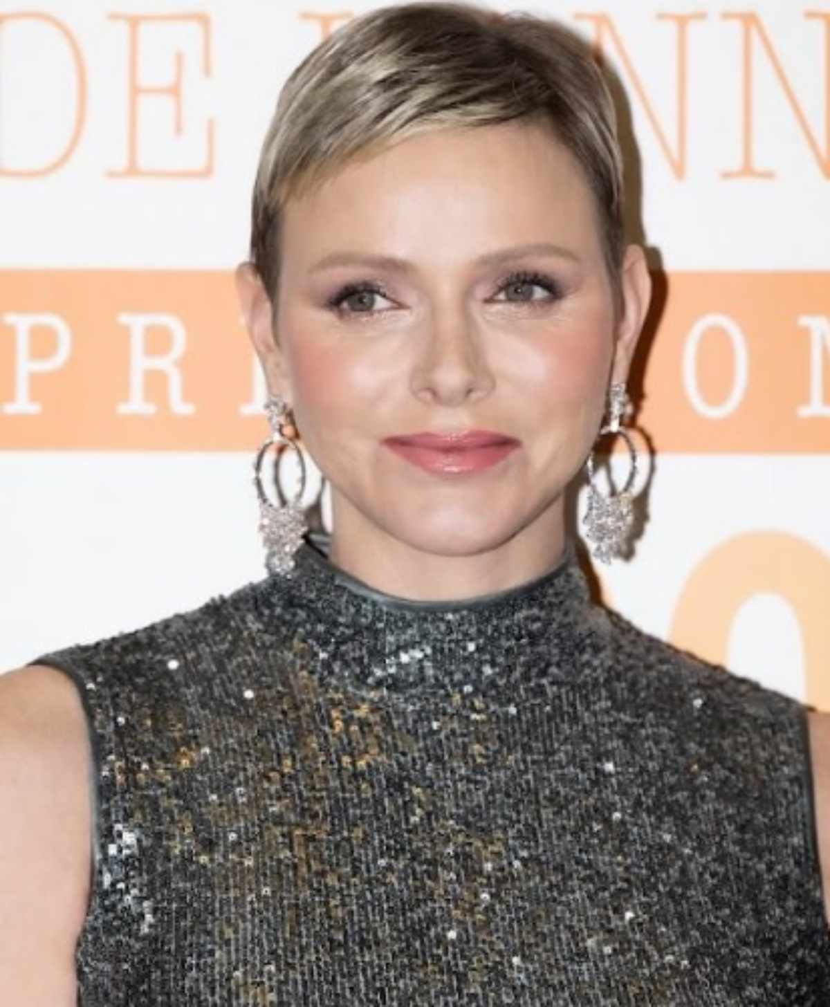 Galleria foto 'Charlene di Monaco, gli orecchini Super preziosi sfiorano i 100 mila euro!' - foto 1