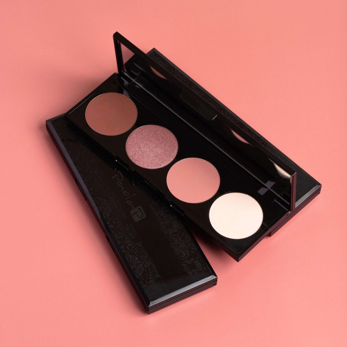 Galleria foto 'I 5 migliori brand di Make up Made in Italy. Non lasciarteli sfuggire!' - foto 2