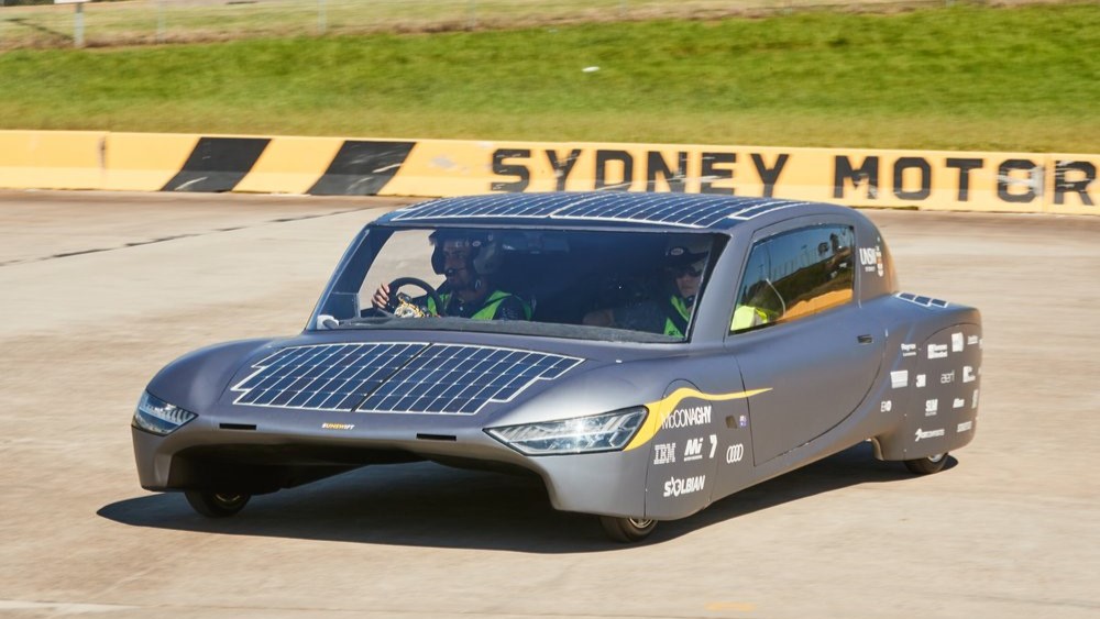 Galleria foto 'Ecco Sunswift 7, l’auto alimentata dal Sole. Un prototipo da Guinness!' - foto 1