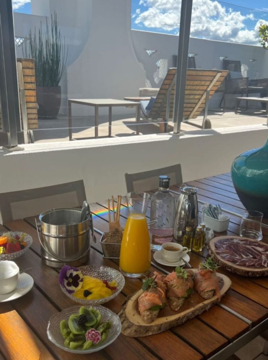 Galleria foto 'Valentina Ferragni in vacanza a Madrid: l’Hotel è un lusso per pochi!' - foto 1