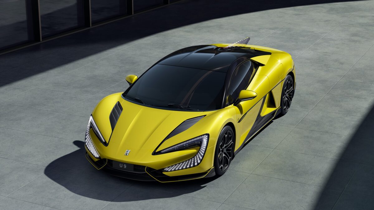 Galleria foto 'La nuova Supercar Cinese elettrica e potentissima che fa tremare le rivali Europee…' - foto 3