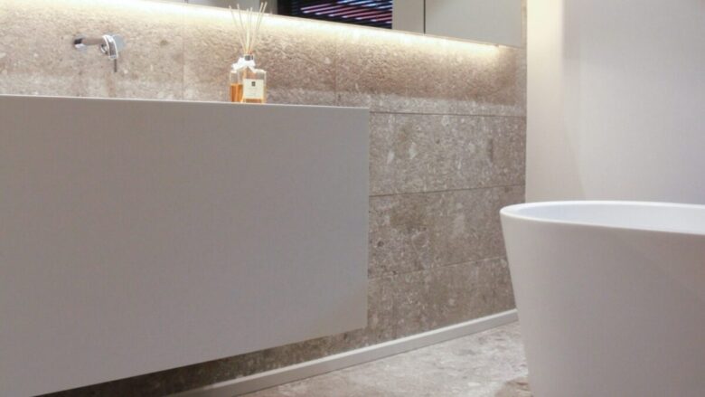 Come far sembrare il tuo Bagno Lussuoso: 10 trucchi per renderlo raffinato e prezioso! Come far sembrare il tuo Bagno Lussuoso: 10 trucchi per renderlo raffinato e prezioso!