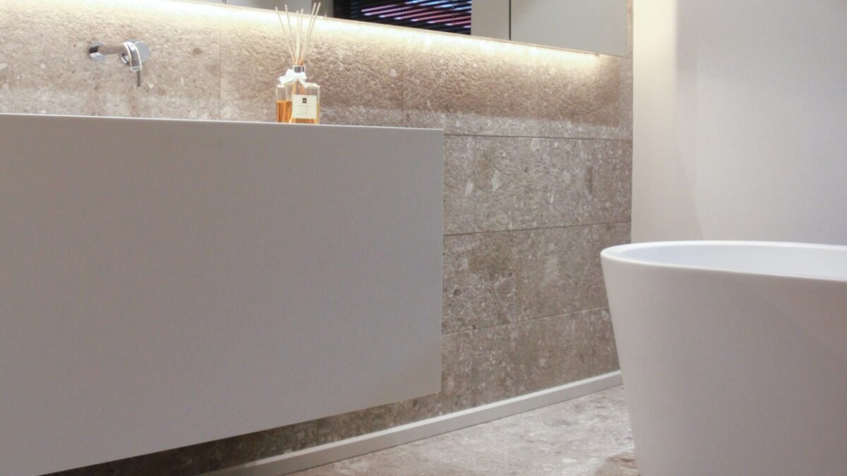 Galleria foto 'Come far sembrare il tuo Bagno Lussuoso: 10 trucchi per renderlo raffinato e prezioso!' - foto 3