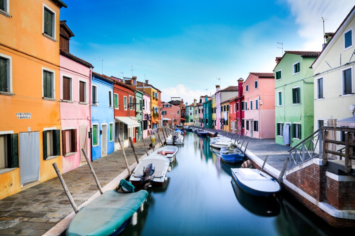 Città colorate del Mondo: 5 posti spettacolari da non perdere!