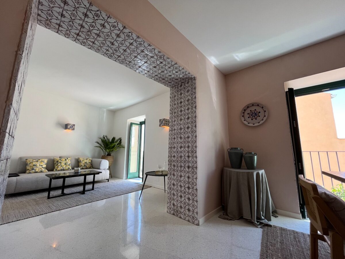 Galleria foto 'Sicilia, una Casa a 1 Euro: la BBC la compra e ci fa un Programma!' - foto 7