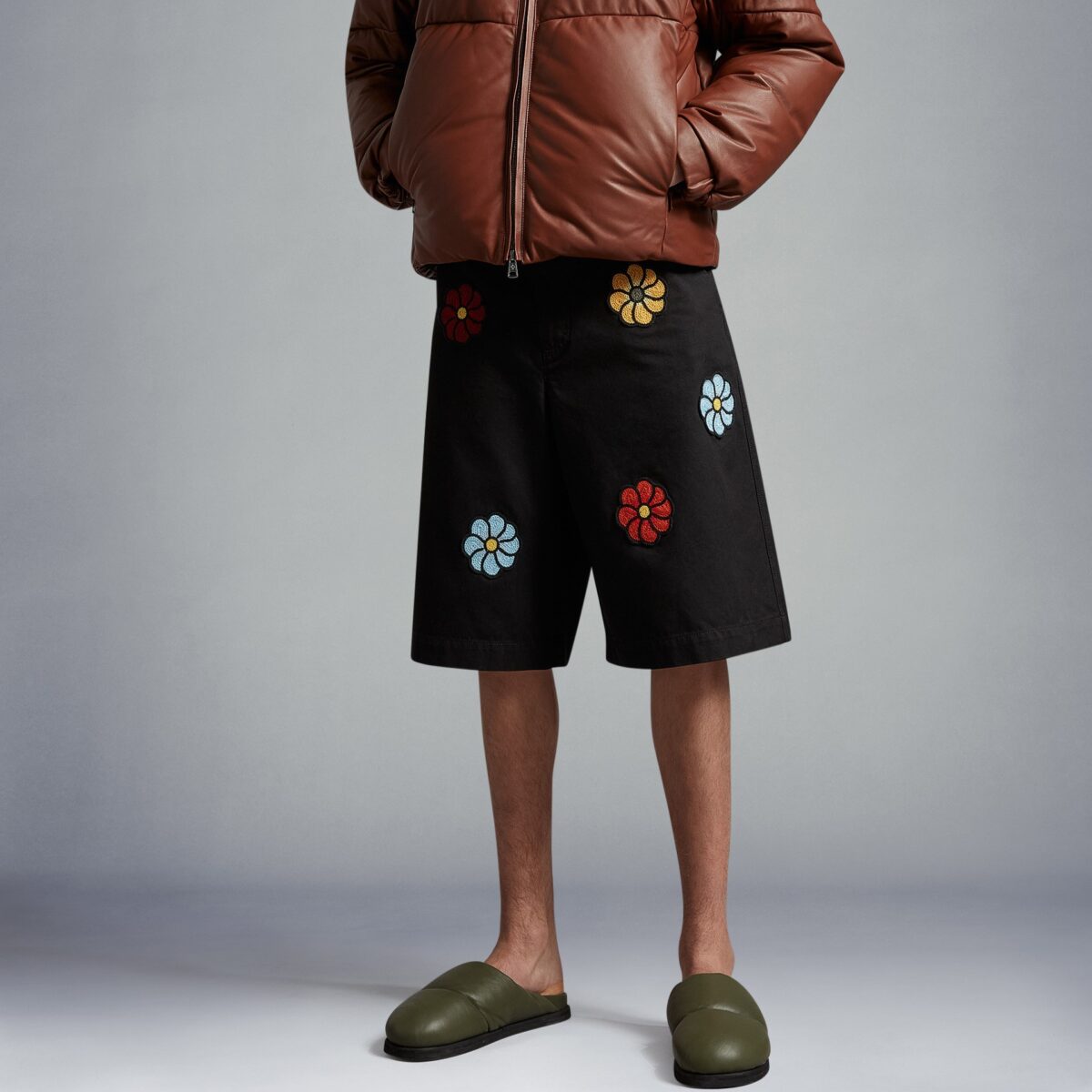 Galleria foto 'Moncler e JW Anderson, 7 Capi per Lui dalla nuova “geniale” Capsule Collection!' - foto 6