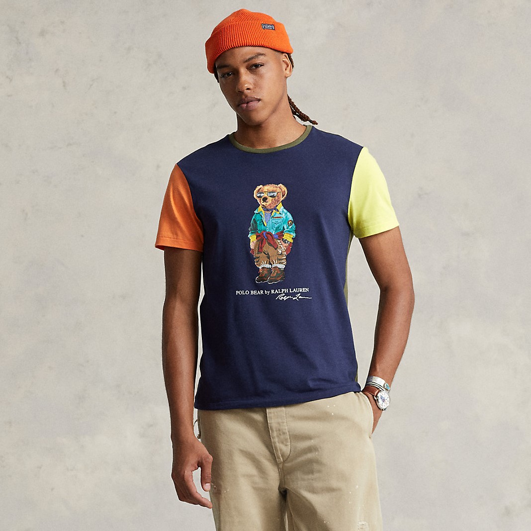 Galleria foto '6 T-Shirt da Uomo per una Primavera griffatissima' - foto 3