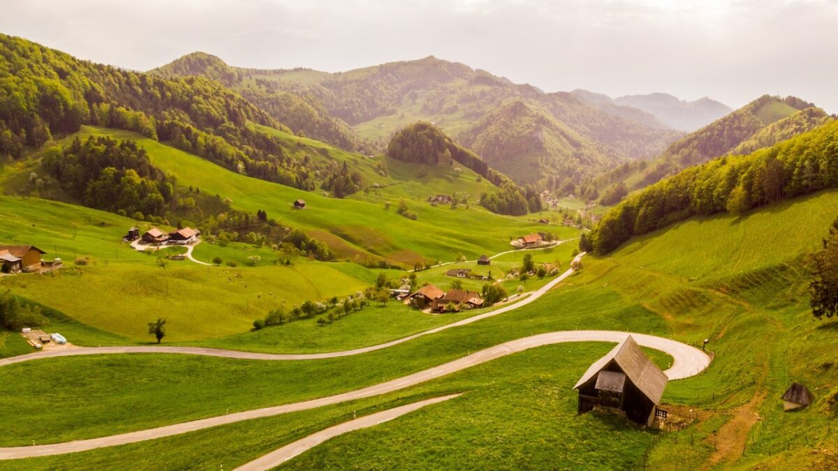 4 splendidi Borghi Svizzeri da godersi in Primavera. Ecco i più belli e suggestivi…