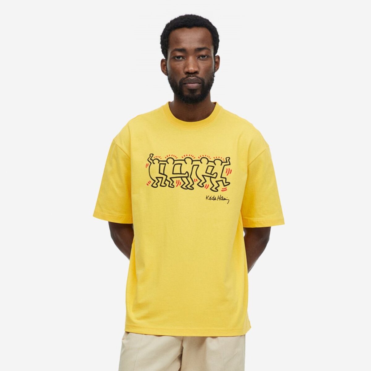 Galleria foto 'Keith Haring x H&M, una Collaborazione a Opera d’Arte: 5 Capi e Accessori imperdibili!' - foto 5