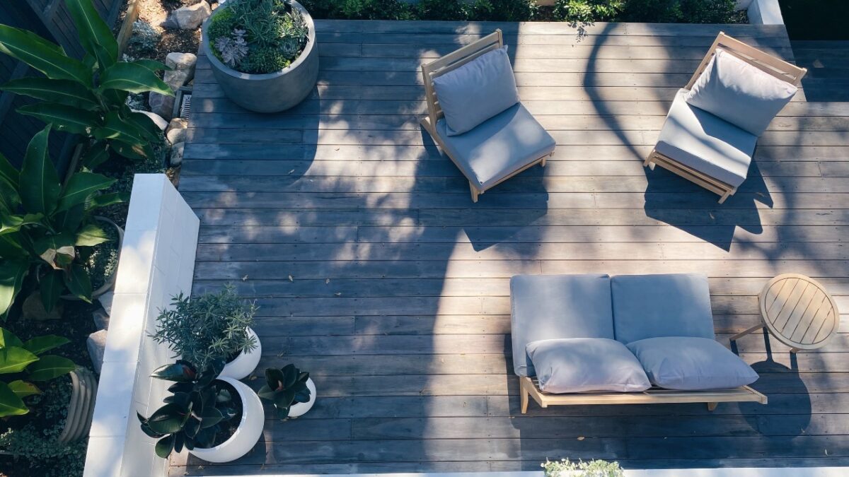 Galleria foto 'Come arredare il Terrazzo e renderlo unico senza spendere una fortuna: 8 suggerimenti imperdibili!' - foto 1