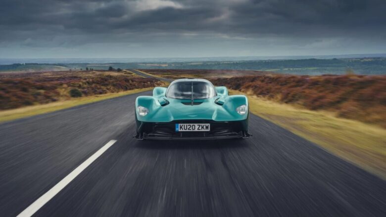 Aston-Martin-Valkyrie