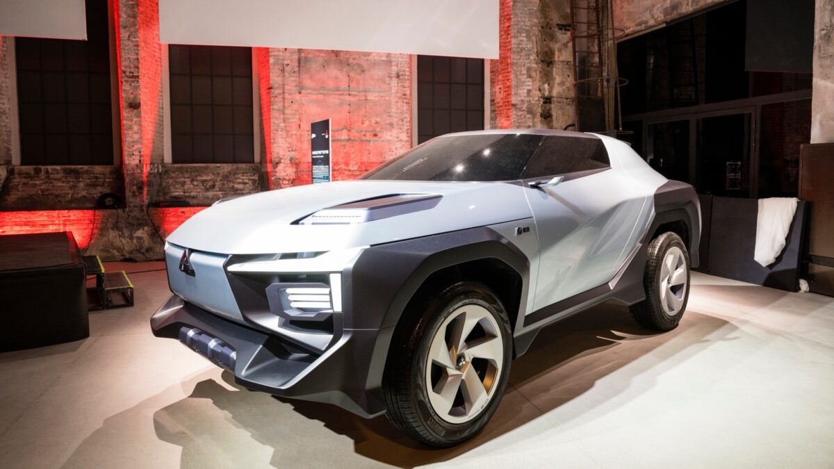 Galleria foto 'Mitsubishi Moonstone, un Concept SUV spaziale!' - foto 1