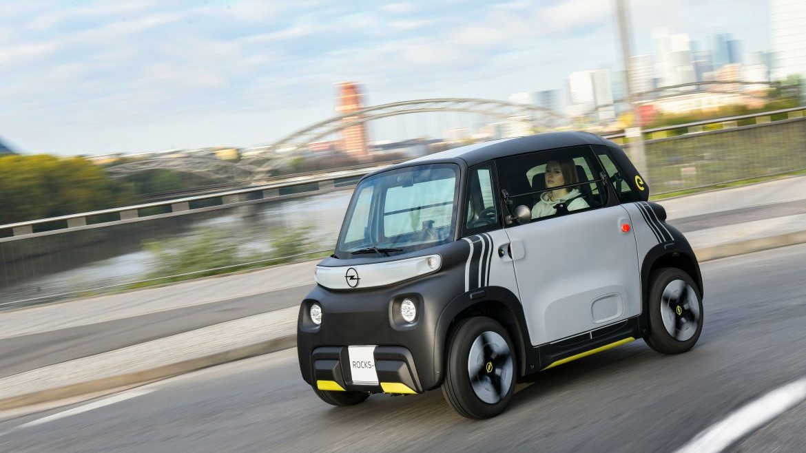 Galleria foto 'Le 4 migliori Auto da poter guidare senza Patente. Ecco le Minicar del momento…' - foto 1