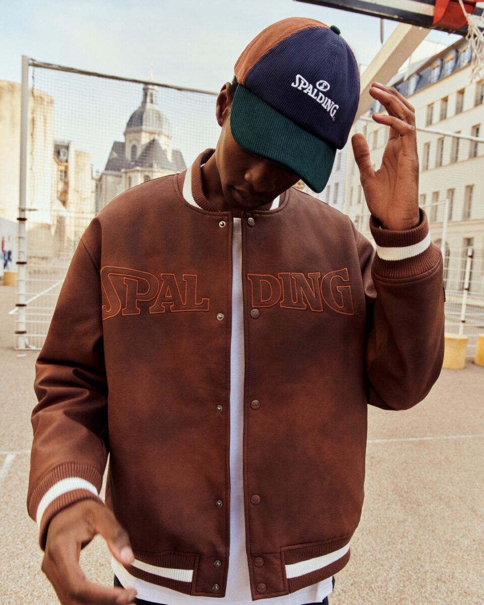 Galleria foto 'Pull&Bear, effetto Pelle: 6 giacche da uomo da mettere in Wishlist' - foto 7