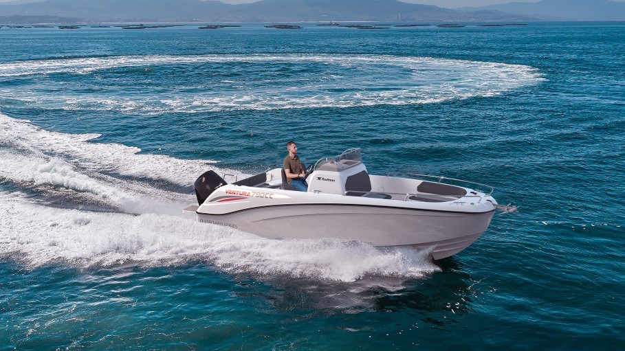 Galleria foto 'I 3 Daysailer del 2023, i Mini Yacht più eleganti dell’anno!' - foto 1