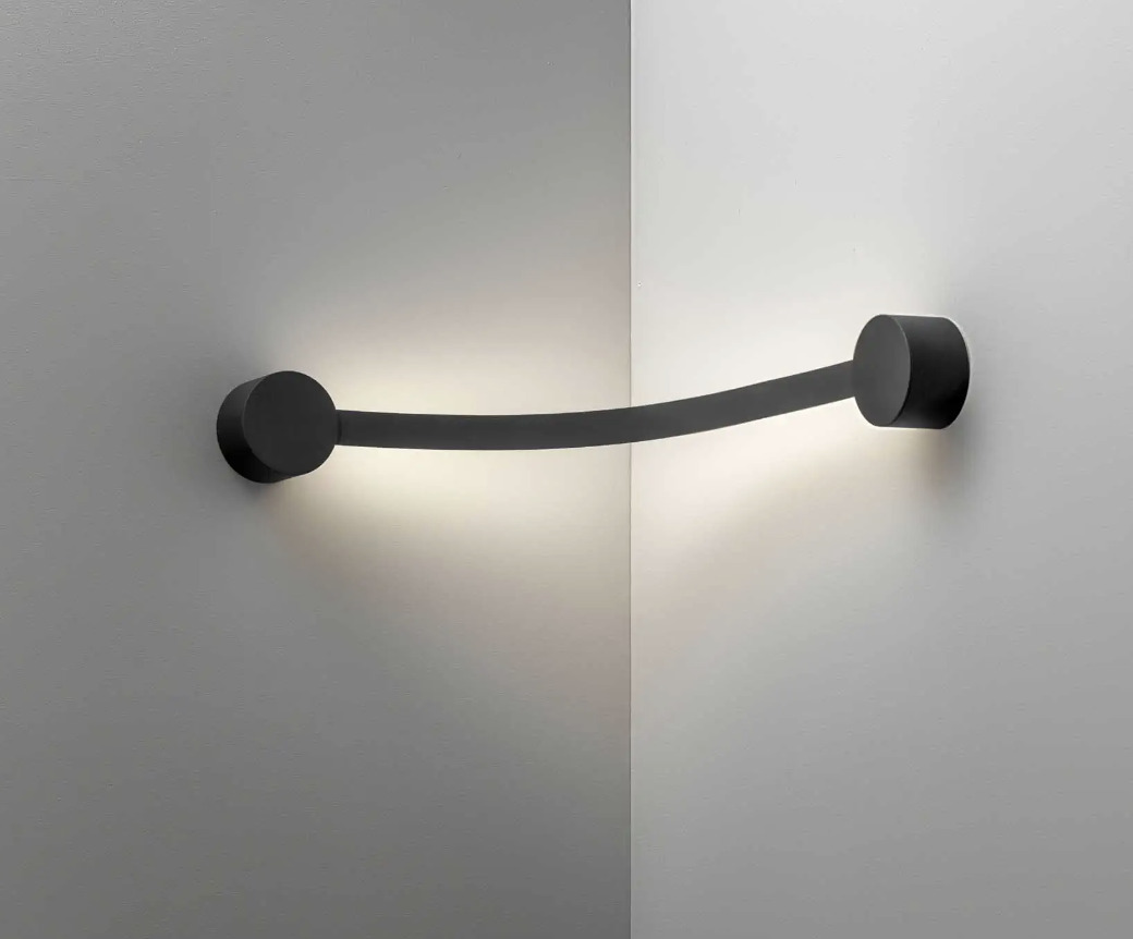 Galleria foto 'Euroluce 2023: le 7 novità più interessanti dalla 31esima edizione del Salone Internazionale dell’Illuminazione' - foto 2