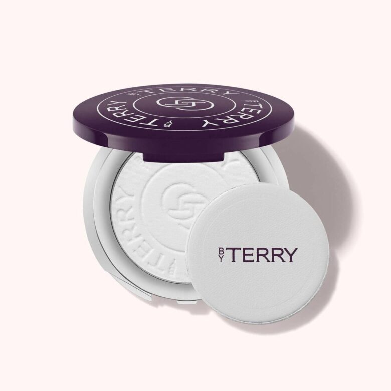 Hyaluronic Hydra Pressed Powder di By Terry