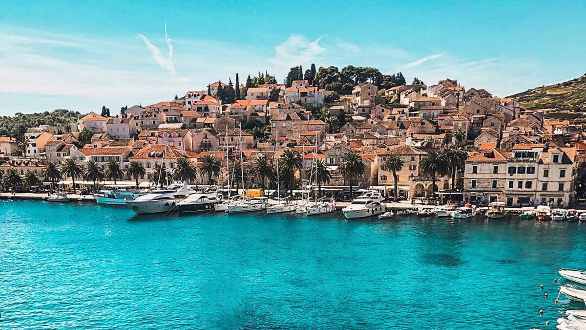 Galleria foto 'Barca a Vela, 5 rotte di Primavera. Ecco gli itinerari più belli di Mezza Stagione…' - foto 1