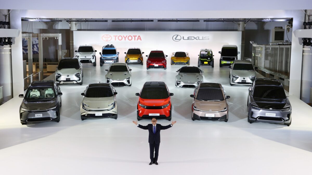 Toyota, 10 nuove Auto Elettriche entro il 2026!
