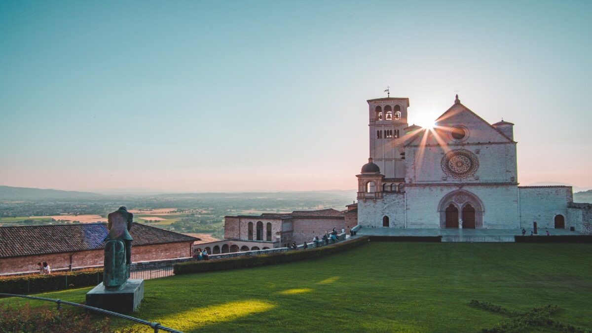 Umbria: 4 Borghi per un soggiorno estivo tra relax, natura e buon cibo