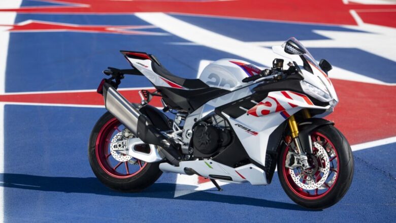 Aprilia-RSV4-1100-Factory-moto-piu-veloci-di-sempre