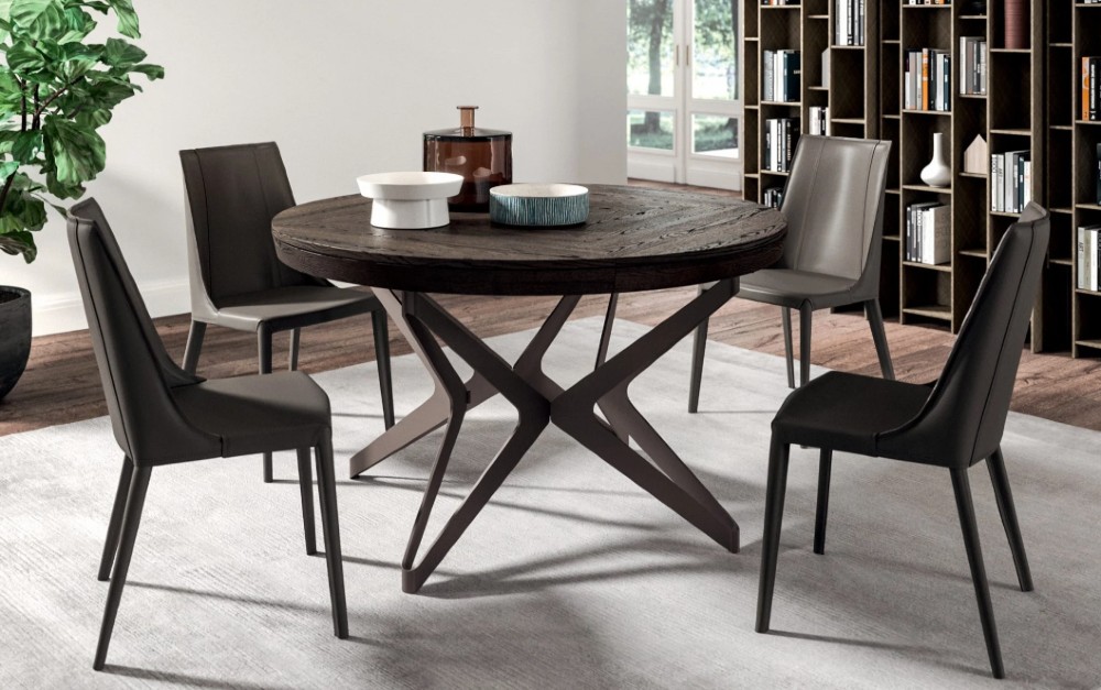 Galleria foto '8 Tavoli da pranzo che hanno fatto la storia del Design. Resterai a bocca aperta!' - foto 2