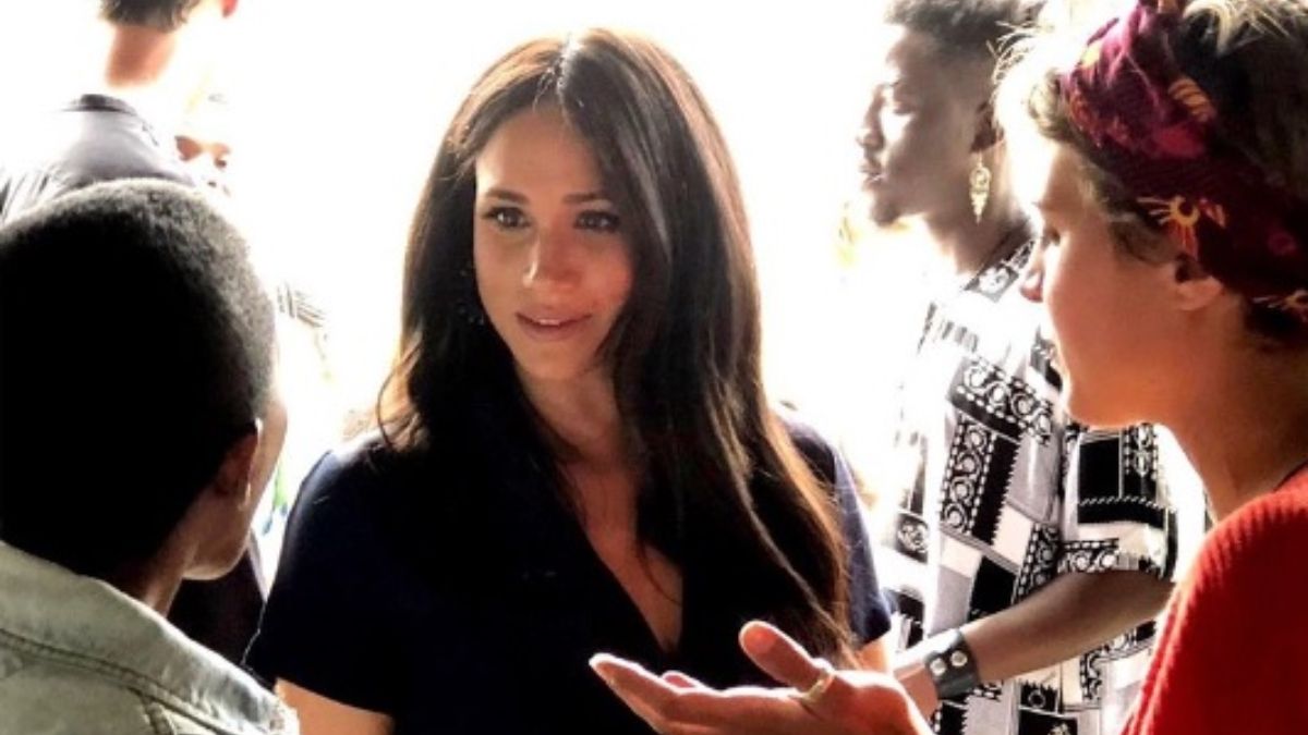 Meghan Markle super Sexy sul red carpet con Harry e mamma Doria!