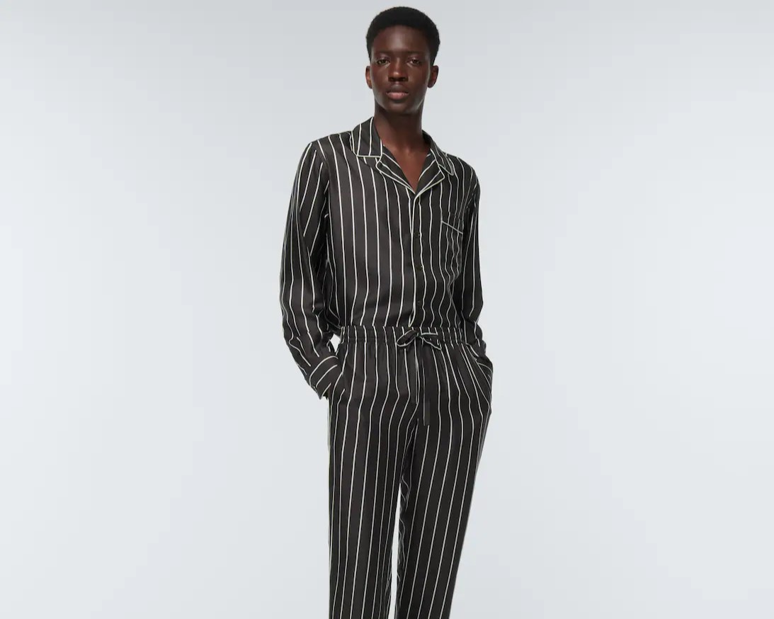 Galleria foto 'Dolce&Gabbana x Mytheresa, 5 imperdibili Capi da Uomo della nuova Capsule Estiva' - foto 4