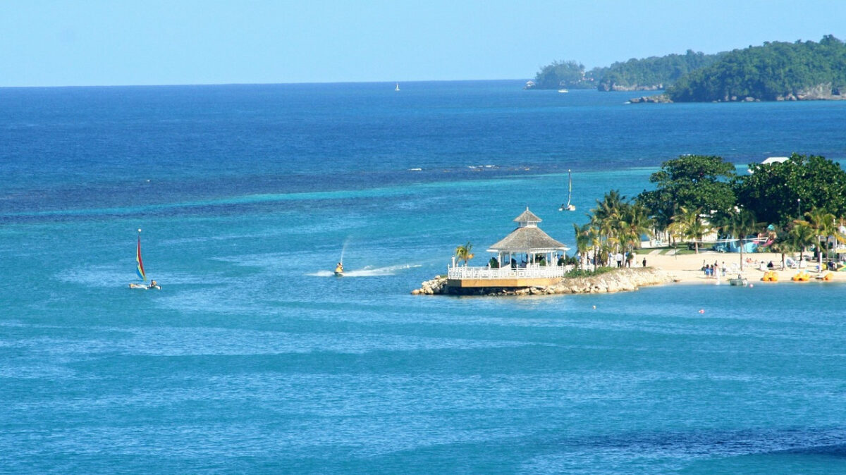 Viaggio sulle tracce del Rum: 4 mete imperdibili tra Sud America e Caraibi