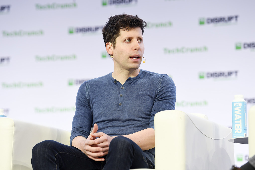 Galleria foto 'È miliardario eppure Sam Altman, proprietario di ChatGPT, va in giro con…' - foto 2