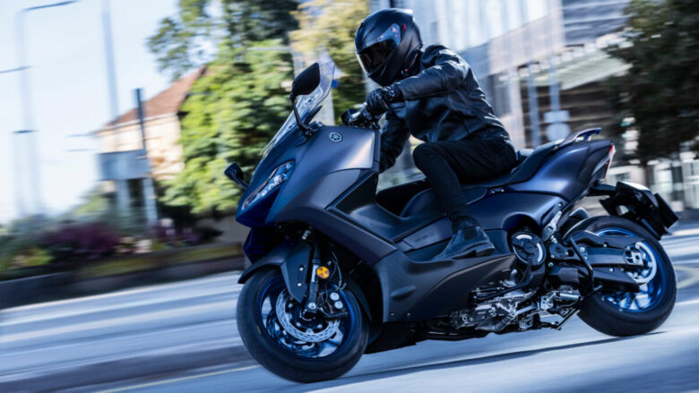 Yamaha-T-Max-560-maxi-scooter