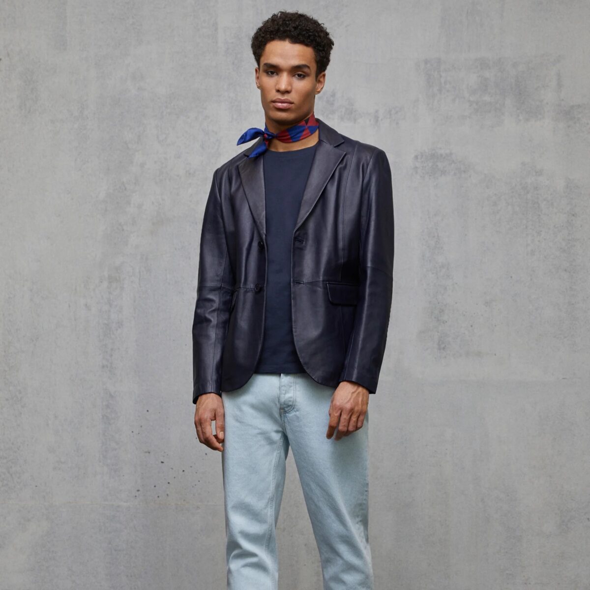 Galleria foto '5 Blazer di Pelle maschili perfetti per la Primavera' - foto 5