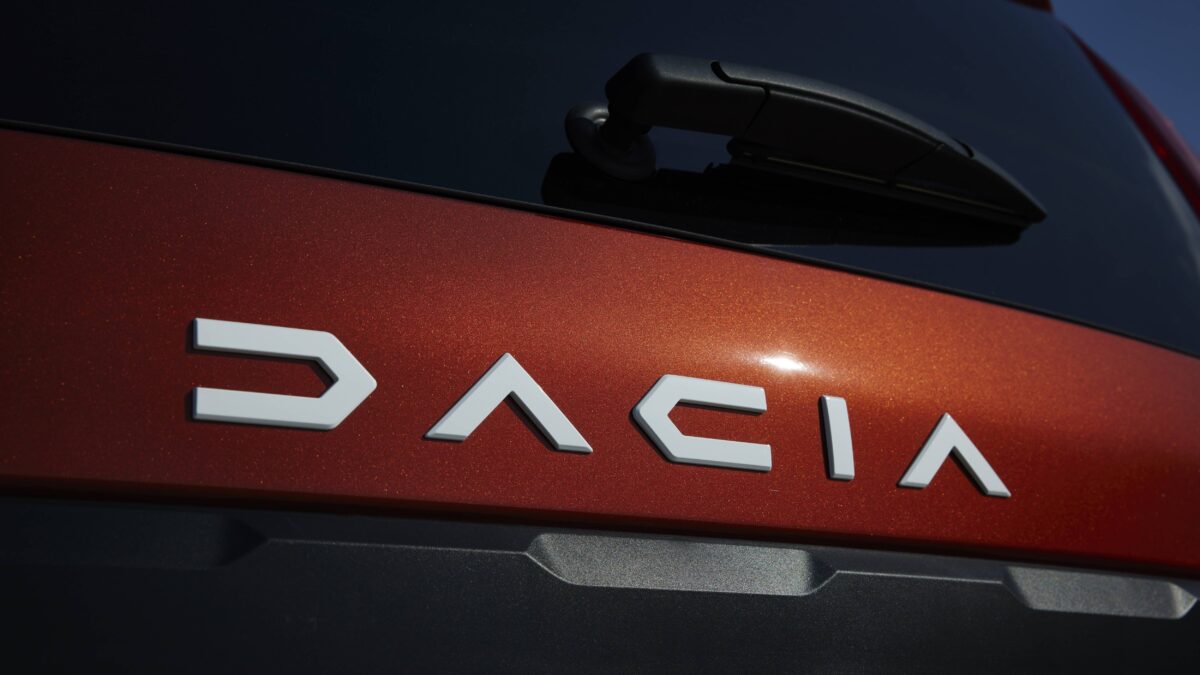 Galleria foto 'Come trasformare una Dacia in un Camper con questo rivoluzionario accessorio…' - foto 3