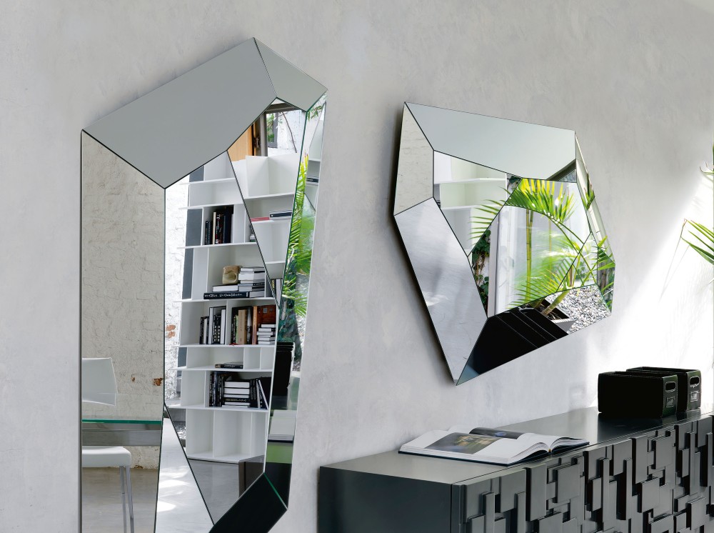 Galleria foto 'Gli Specchi di Design più belli di sempre: 6 pezzi unici da non lasciarsi sfuggire!' - foto 2