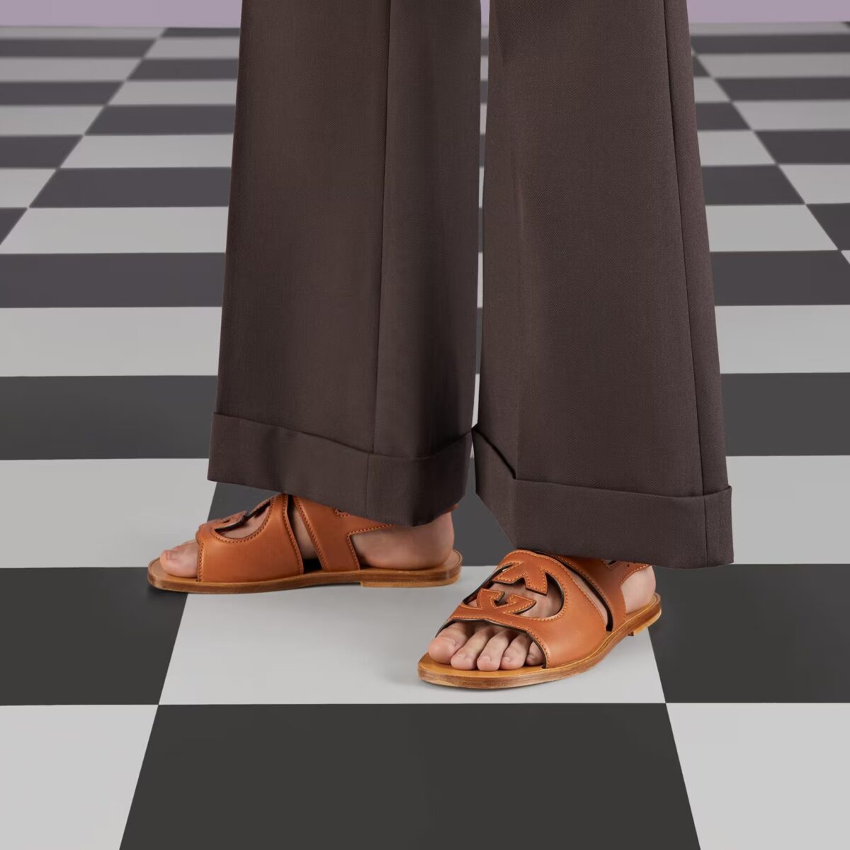 Galleria foto 'Sandali da Uomo, 4 paia trendy da indossare in estate' - foto 2