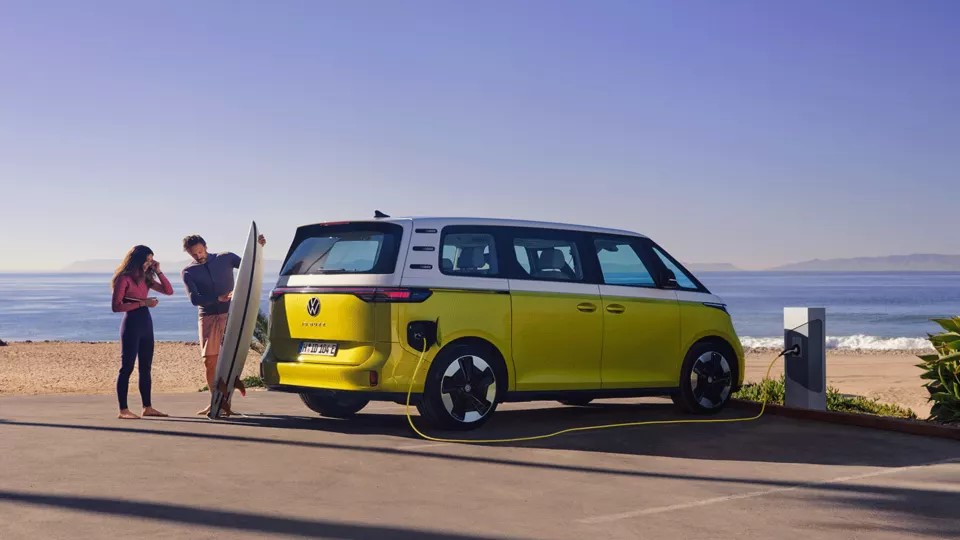 Galleria foto 'Hyundai Staria vs Volkswagen ID.Buzz: la Sfida tra le Monovolume più rivoluzionarie del momento!' - foto 1