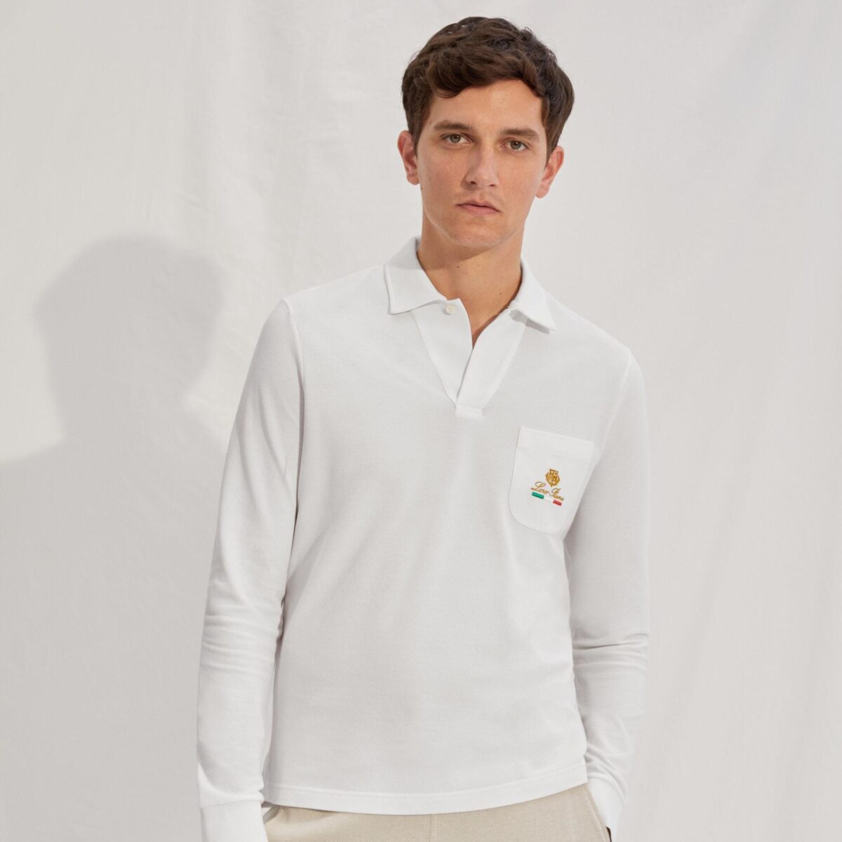 Galleria foto '4 Polo da Uomo griffate a maniche lunghe per un look casual chic davvero pazzesco' - foto 1