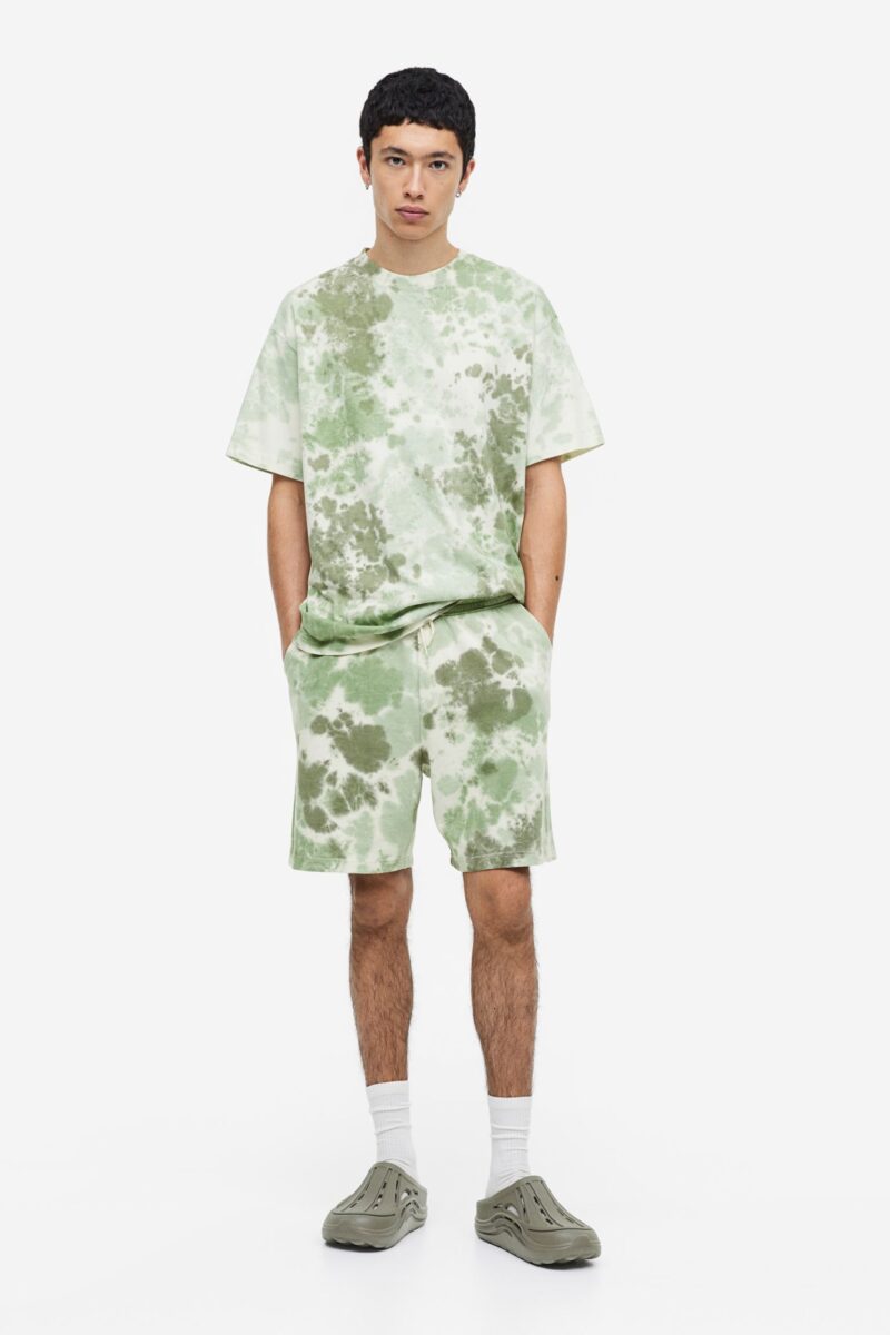 Galleria foto 'Lo Street Style secondo H&M: 5 look imperdibili da indossare in Città' - foto 4