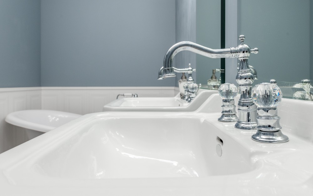 Galleria foto 'Come ristrutturare il Bagno spendendo pochissimo: 5 trucchi imperdibili!' - foto 5