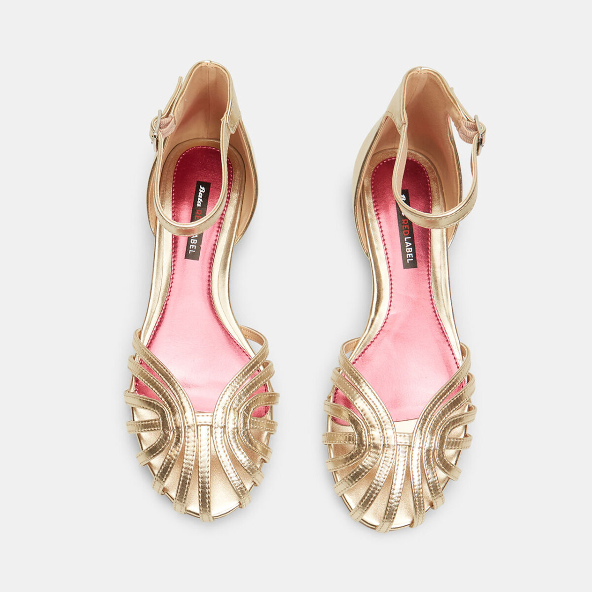 Galleria foto 'Sandali bassi: 12 modelli flat ad alto tasso di glam' - foto 5