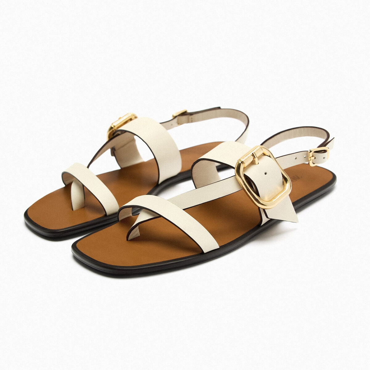 Galleria foto 'Sandali bassi: 12 modelli flat ad alto tasso di glam' - foto 1