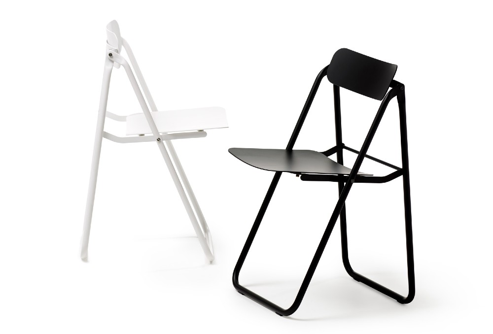 Galleria foto 'Sedie Pieghevoli: 9 soluzioni salvaspazio pratiche, comode e di design!' - foto 6