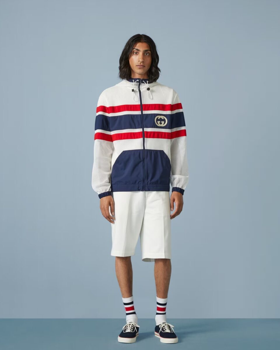 Galleria foto 'Streetwear deluxe: look comodi e sneakers trendy per 4 outfit davvero Esclusivi!' - foto 4