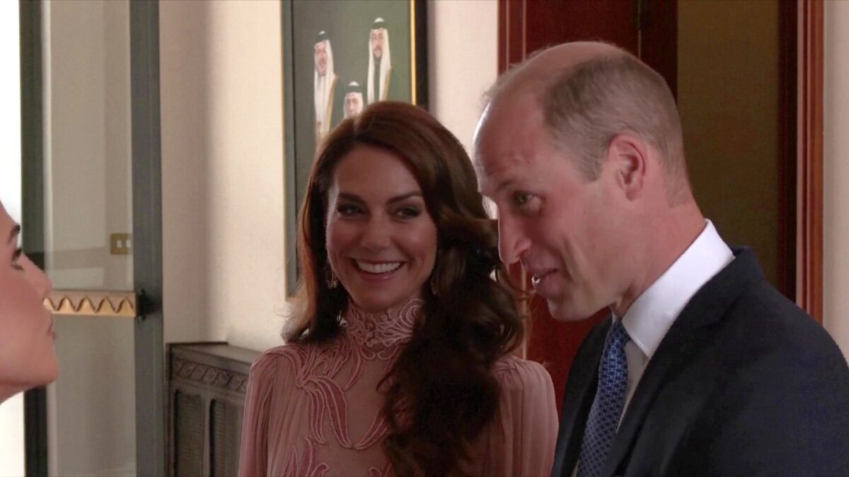 Kate Middleton incanta alle nozze di Al Hussein di Giordania con il gioiello preferito di Diana