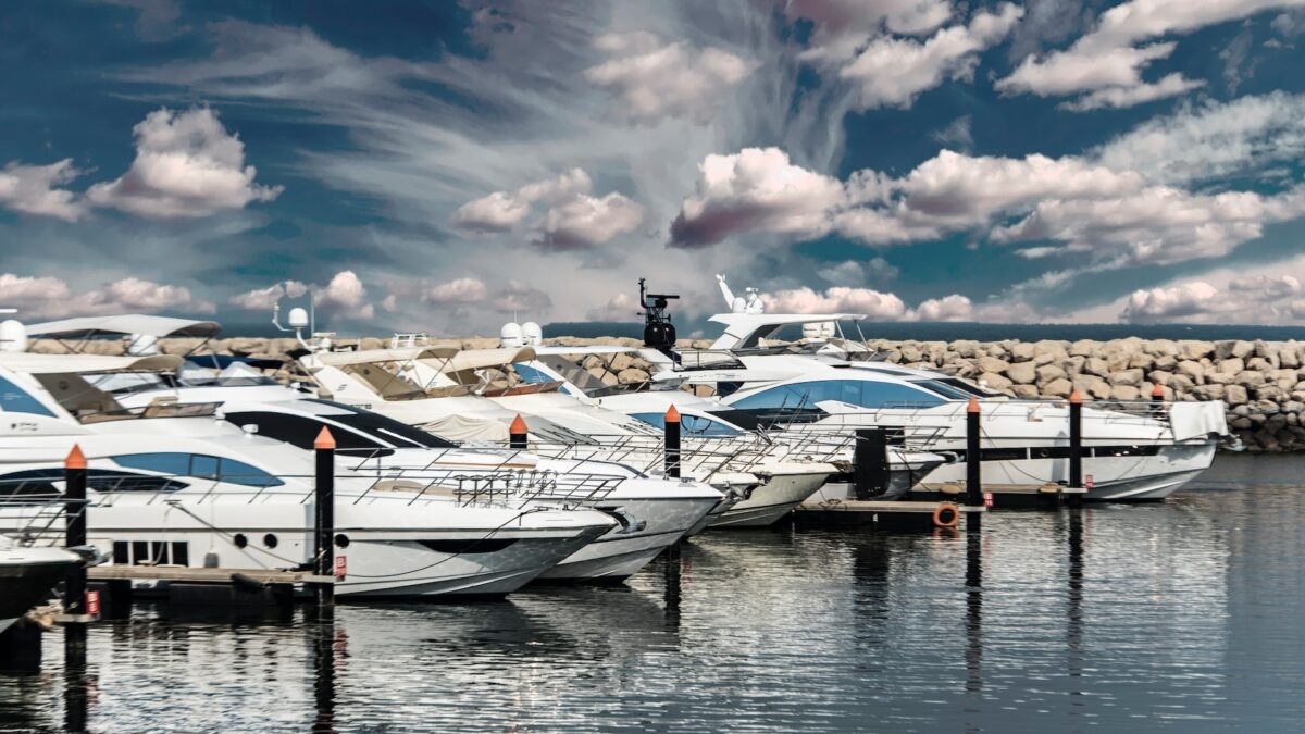 Galleria foto 'Noleggio Barche: 5 cose da sapere se hai deciso di affittarne una per le Vacanze' - foto 2