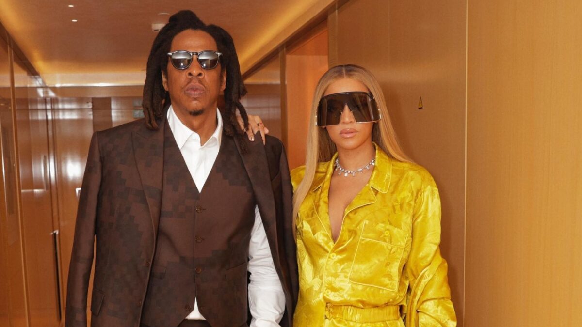 Da Rihanna a Kim Kardashian, il debutto di Pharrell Williams per Louis Vuitton fa il pieno di Star!