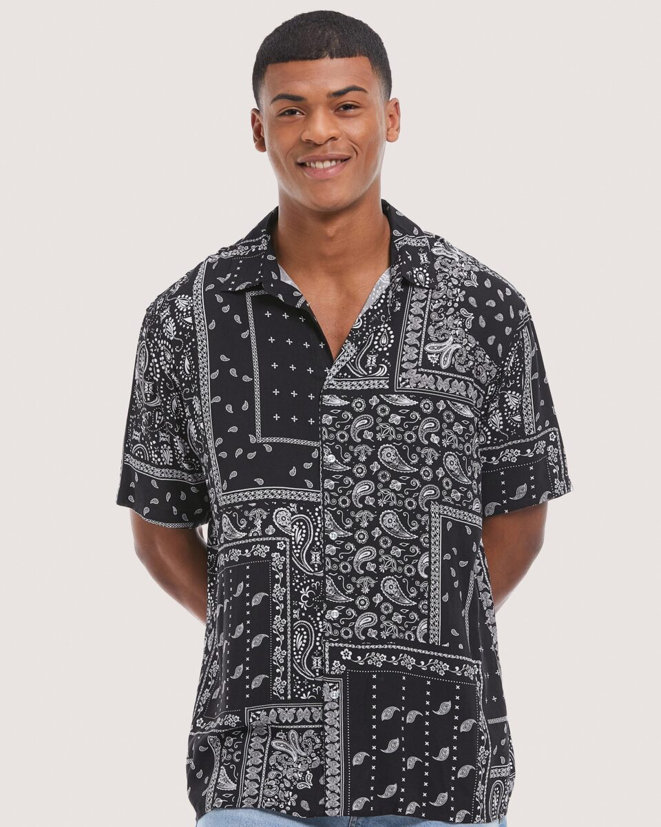 Galleria foto '4 Camicie da Uomo fantasia paisley per un look bohémien davvero chic!' - foto 3