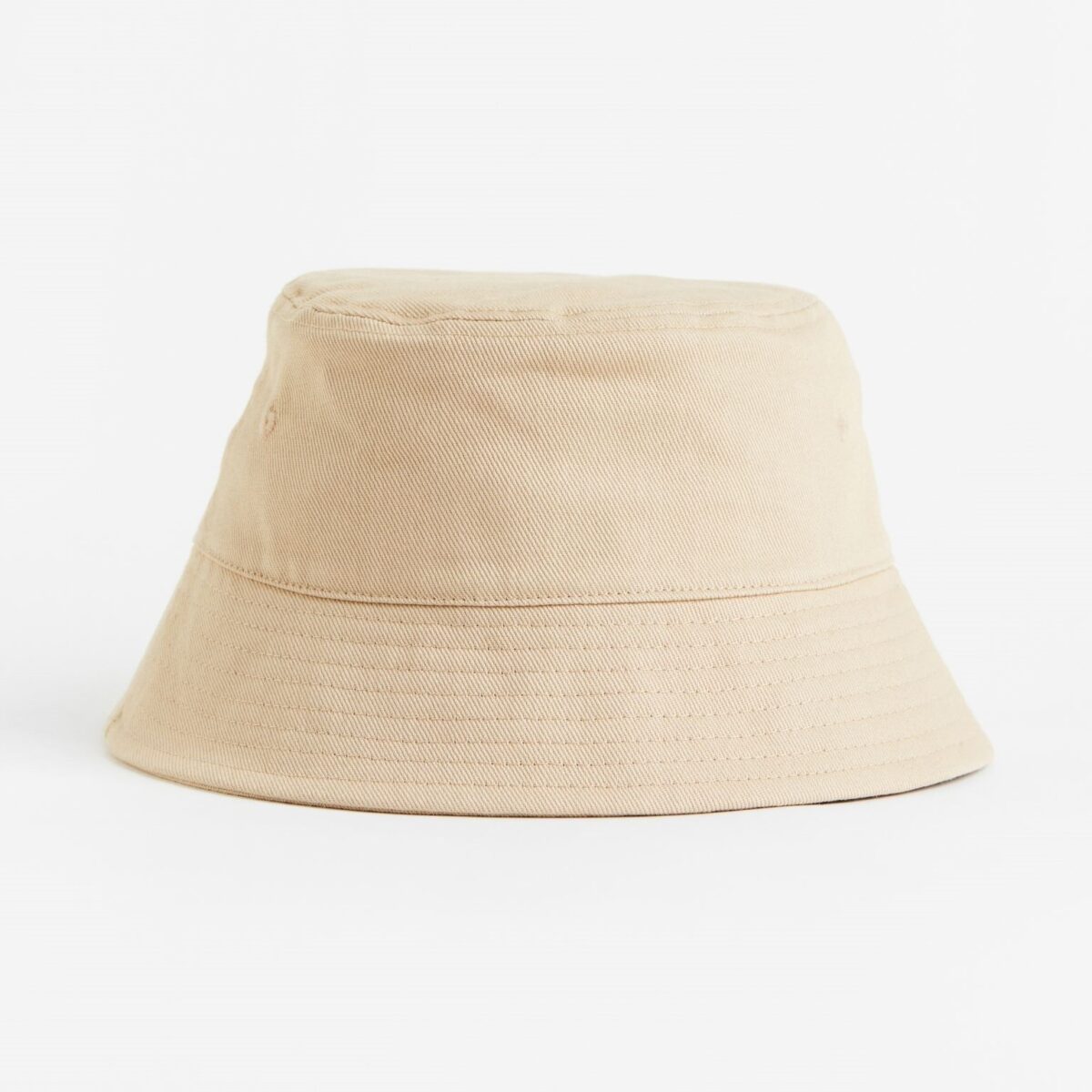 Galleria foto '6 accessori da Uomo per un look da Spiaggia all’Ultimo Grido!' - foto 4